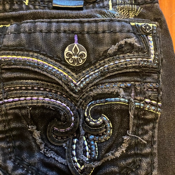 Collectors Edition Rock Revival Jeans - Picture 3 of 8